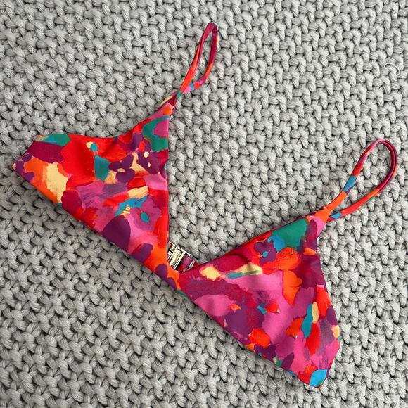 Skatie• ‘Gisele’ Bikini Top in ACAI - Picture 2 of 13